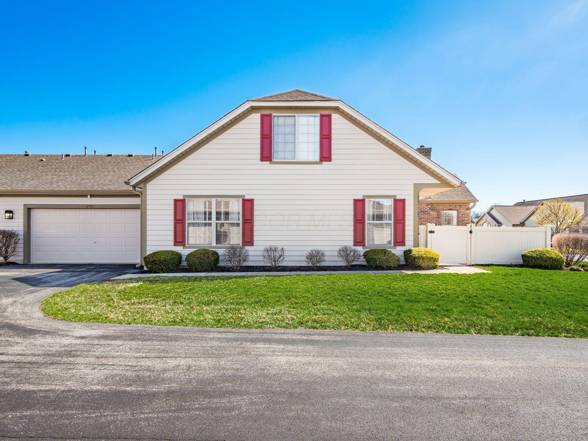 2591 Landings Way, Grove City, Ohio image 1