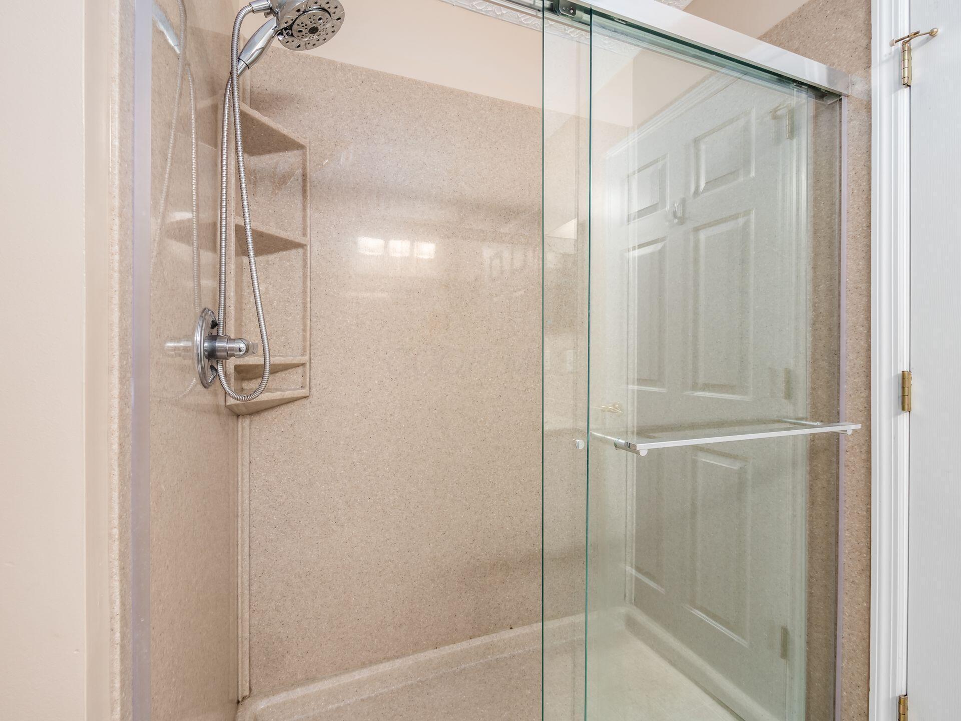 2591 Landings Way, Grove City, Ohio image 24