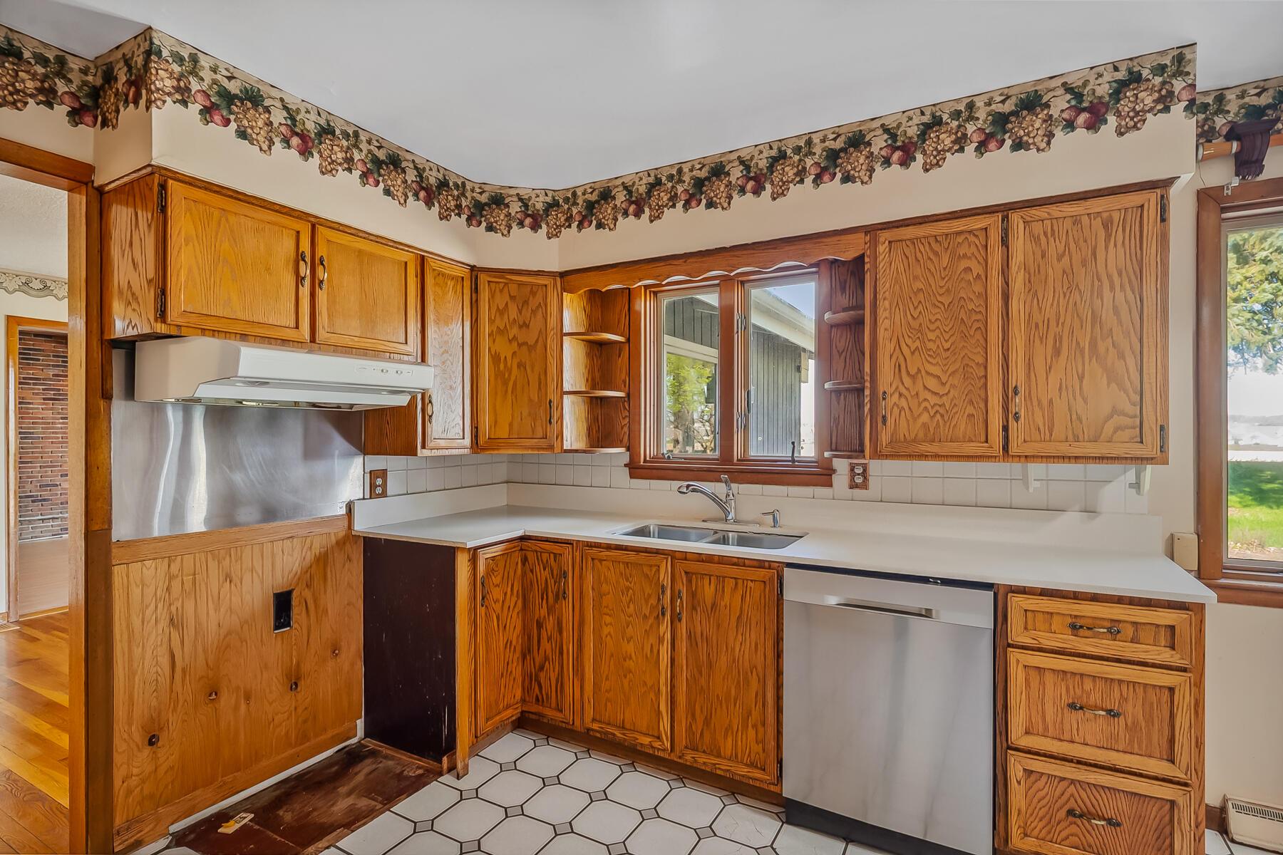 1245 Forest Hill Drive, Marion, Ohio image 25