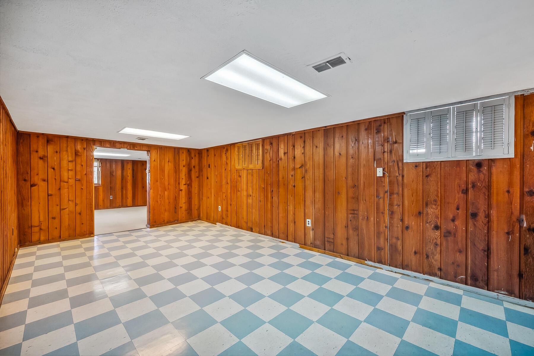 1245 Forest Hill Drive, Marion, Ohio image 44