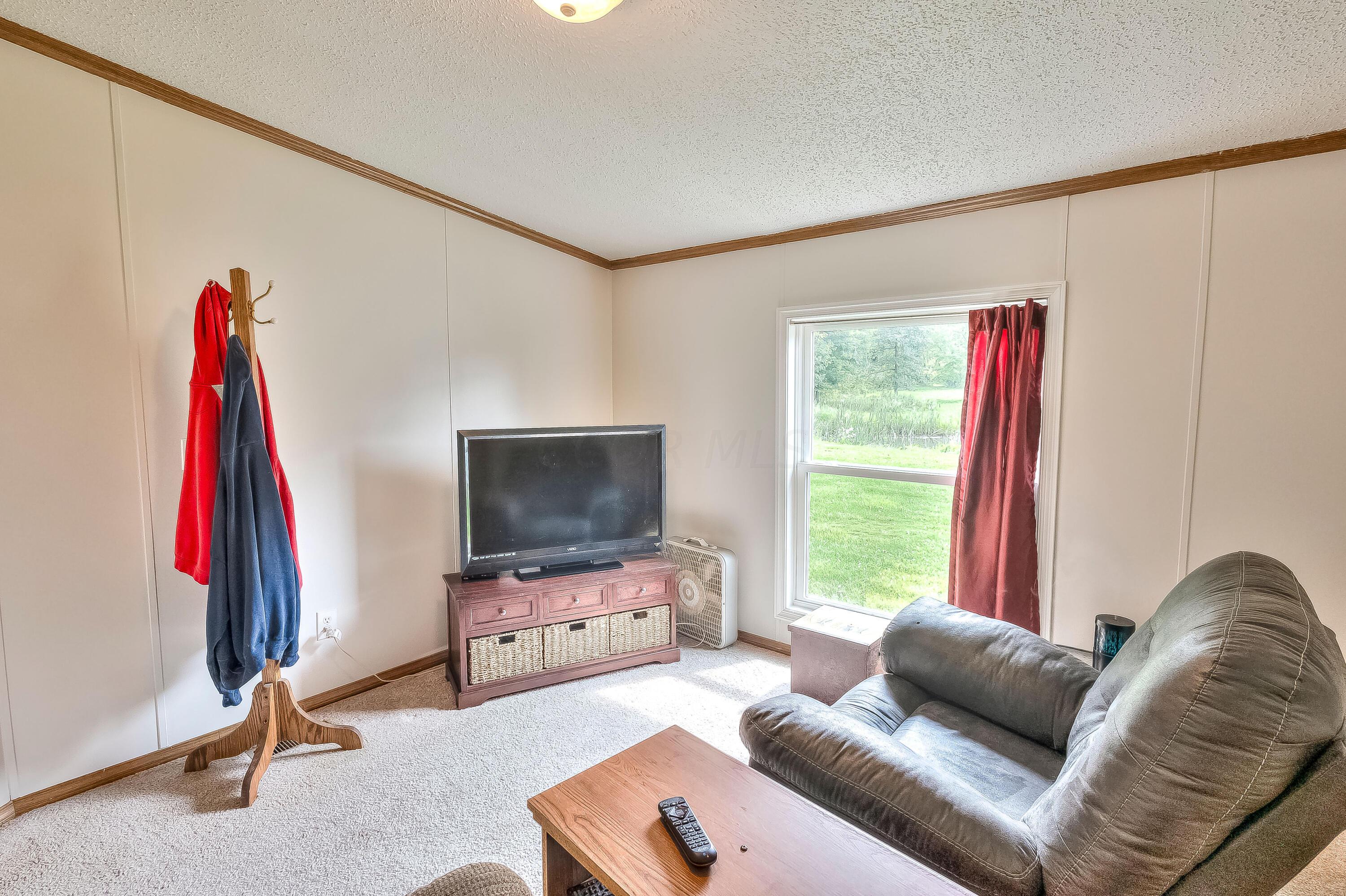 3100 Larimore Road, Mount Vernon, Ohio image 24