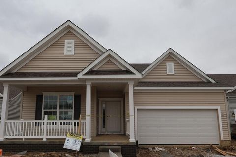 Photo of 3207 Farmhouse Lane, Grove City, OH 43123 (MLS # 225045103)