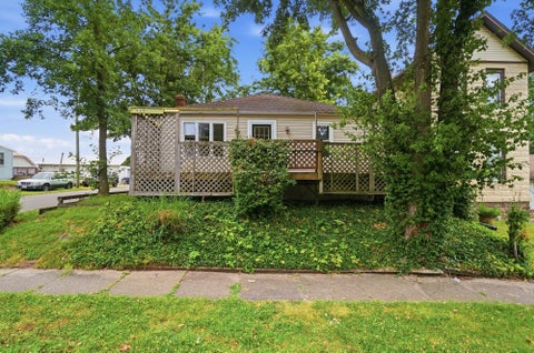 Photo of 438 Seroco Avenue, Newark, OH 43055 (MLS # 226025337)