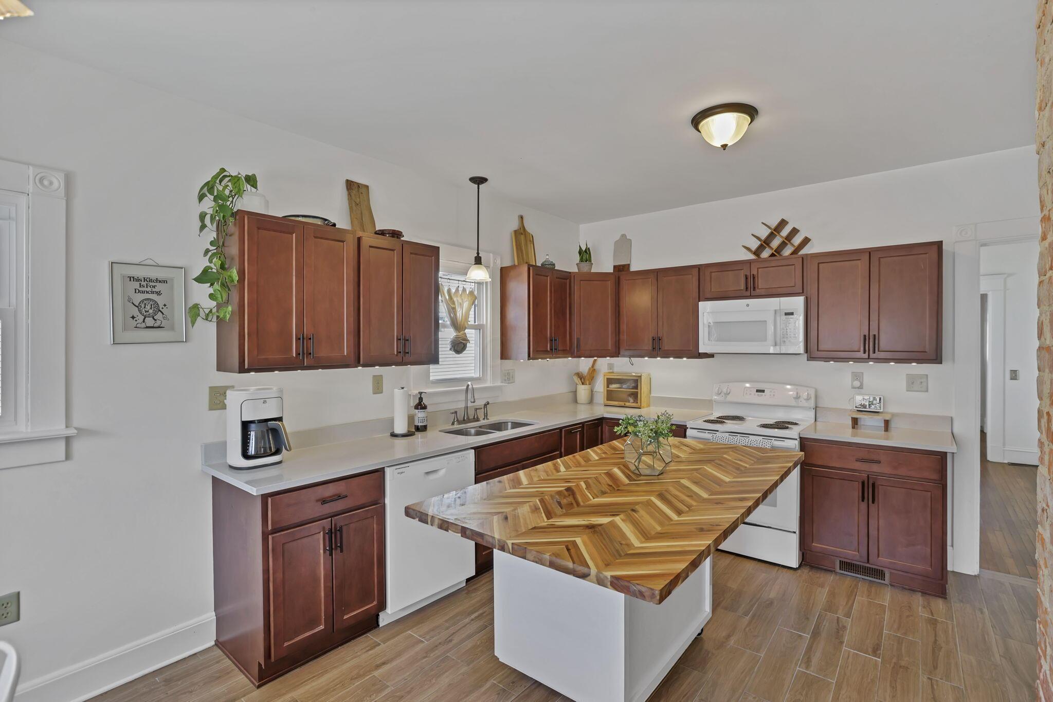 704 E High Street, Mount Vernon, Ohio image 22