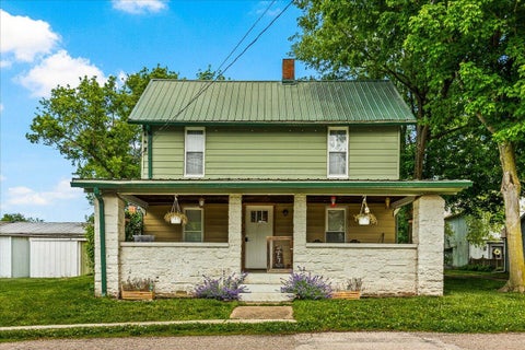 Homes For Sale - 327 Moreland Street<br/> Saint Louisville, OH 43071