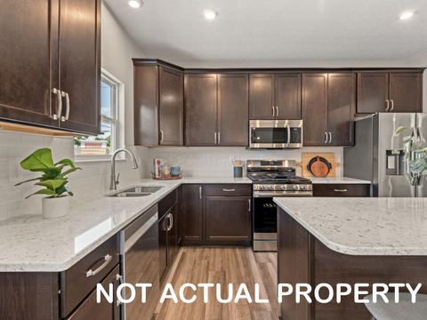 Tiny photo for 5970 Abernathy Lane Lane, Columbus, OH 43232 (MLS # 226002442)