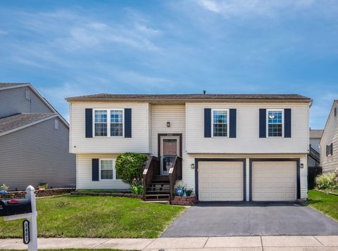 Photo of 3481 High Creek Drive, Columbus, OH 43223 (MLS # 226019454)
