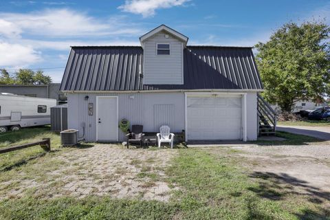 Photo of 525 N Zane Avenue, Lancaster, OH 43130 (MLS # 225039298)