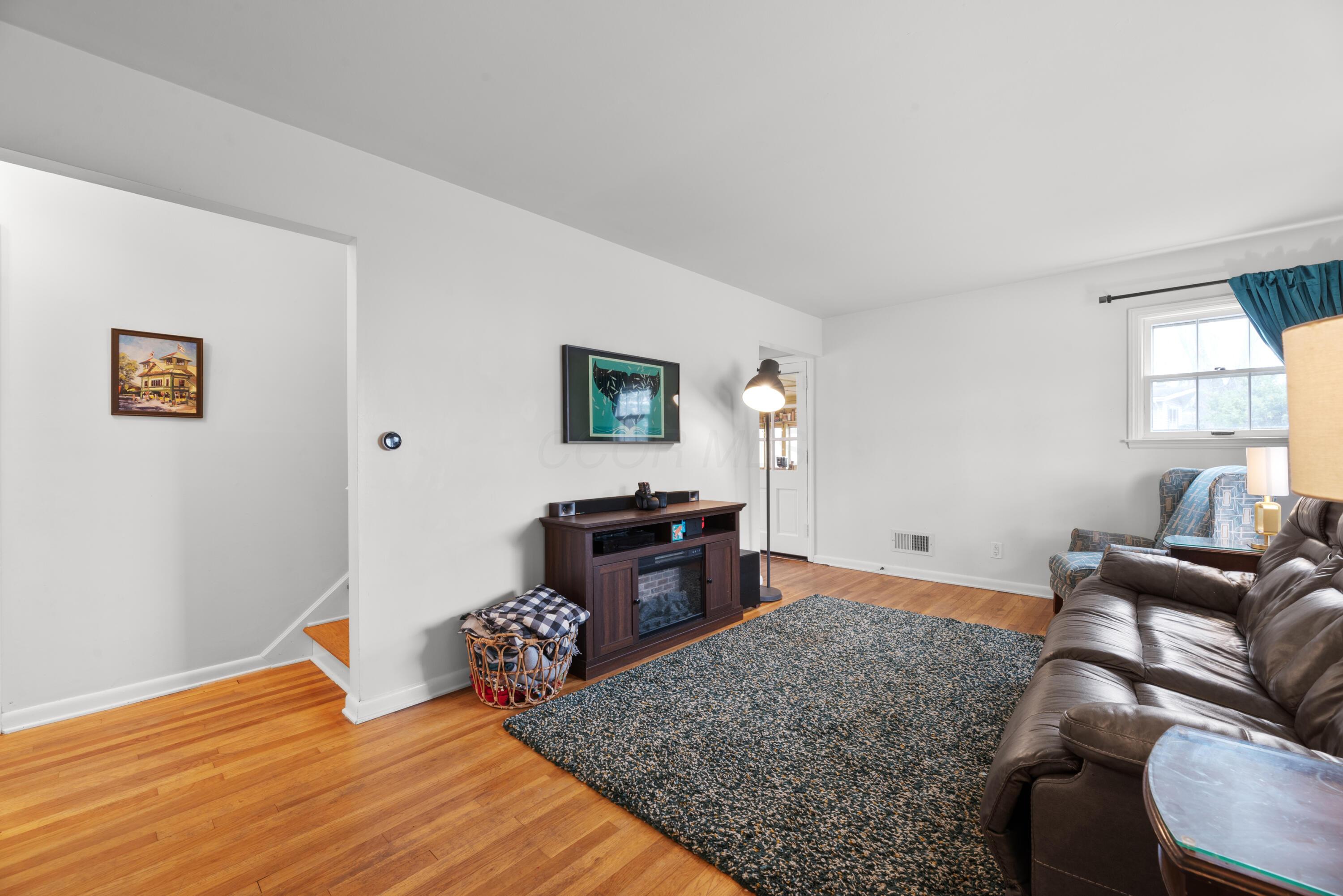 1540 Marabar Drive, Reynoldsburg, Ohio image 5