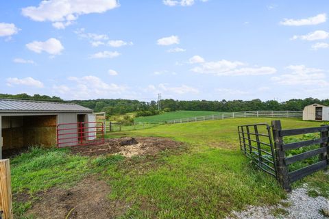 Tiny photo for 10 Mount Zion Road NW, Lancaster, OH 43130 (MLS # 225044255)