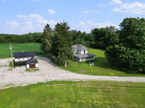 Tiny photo for 10 Mount Zion Road NW, Lancaster, OH 43130 (MLS # 225044255)