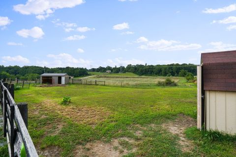 Tiny photo for 10 Mount Zion Road NW, Lancaster, OH 43130 (MLS # 225044255)