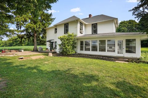 Tiny photo for 10 Mount Zion Road NW, Lancaster, OH 43130 (MLS # 225044255)