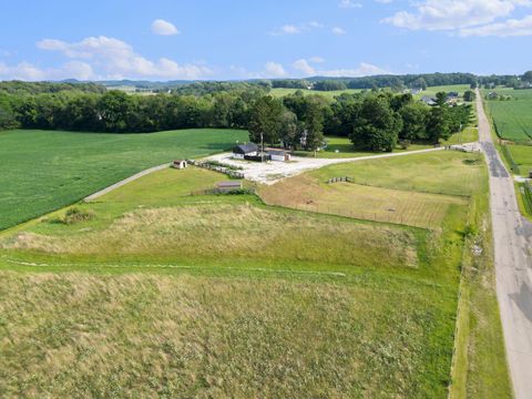 Tiny photo for 10 Mount Zion Road NW, Lancaster, OH 43130 (MLS # 225044255)