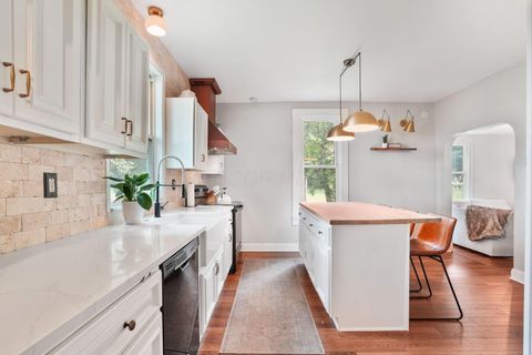 Tiny photo for 10 Mount Zion Road NW, Lancaster, OH 43130 (MLS # 225044255)