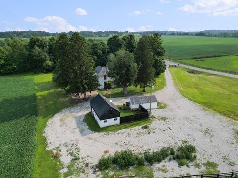 Tiny photo for 10 Mount Zion Road NW, Lancaster, OH 43130 (MLS # 225044255)