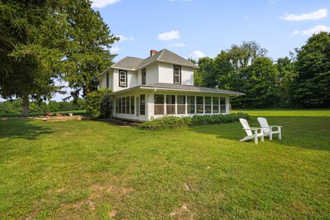 Tiny photo for 10 Mount Zion Road NW, Lancaster, OH 43130 (MLS # 225044255)