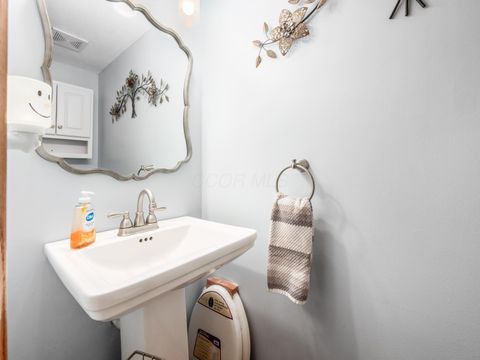 Tiny photo for 3361 Oak Bend Boulevard, Canal Winchester, OH 43110 (MLS # 226026672)