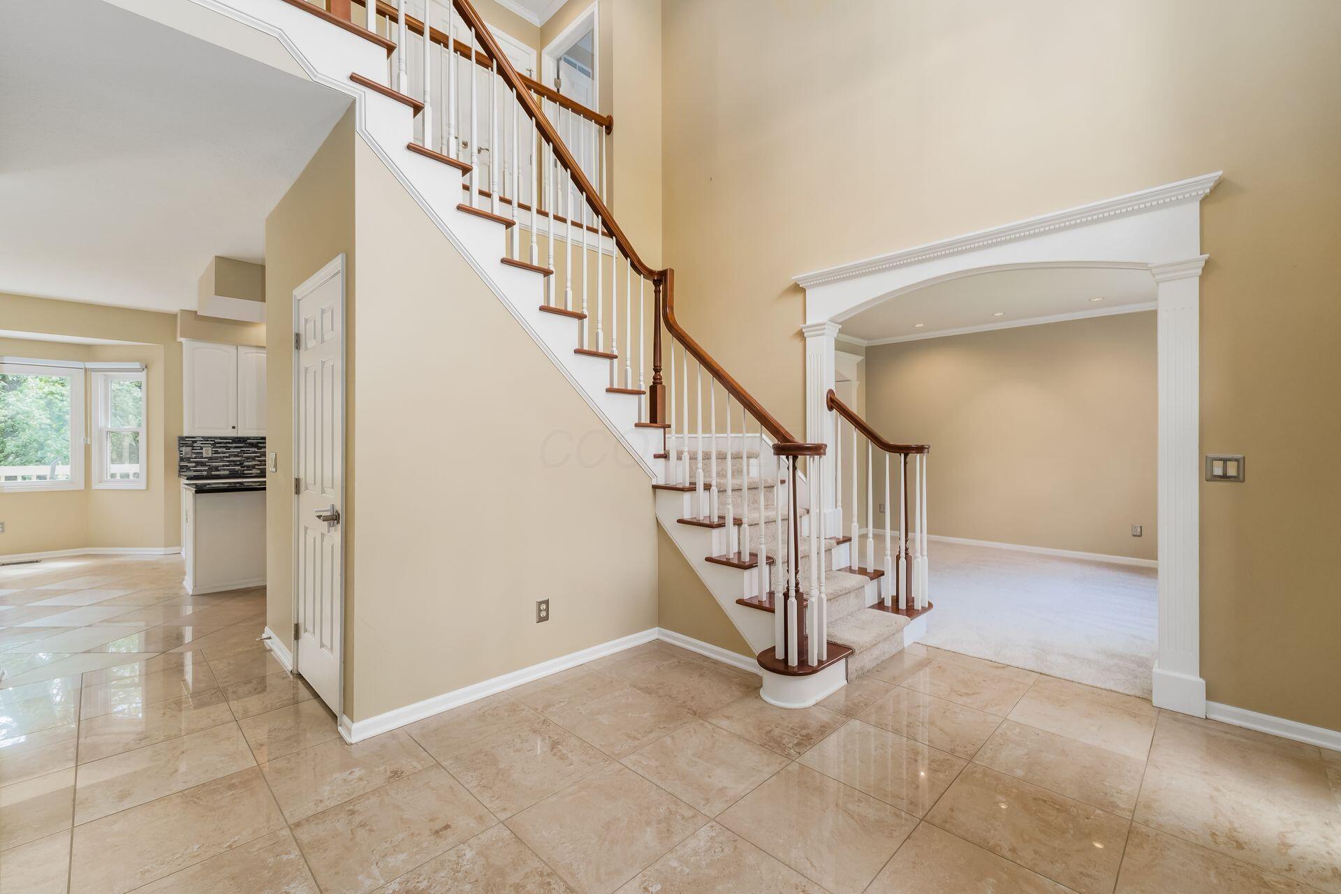 4821 Carrigan Ridge Court, Dublin, Ohio image 3