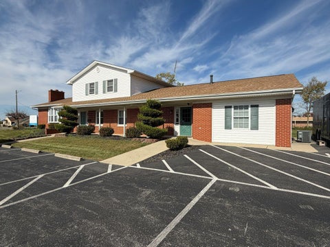 Photo of 1449 S Main Street, Bellefontaine, OH 43311 (MLS # 226040582)