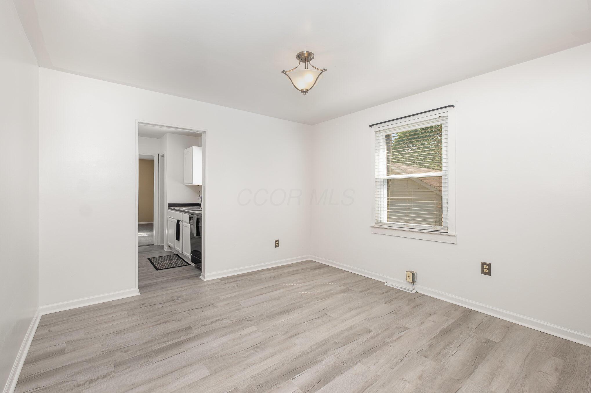 225 Selby Street, Newark, Ohio image 9