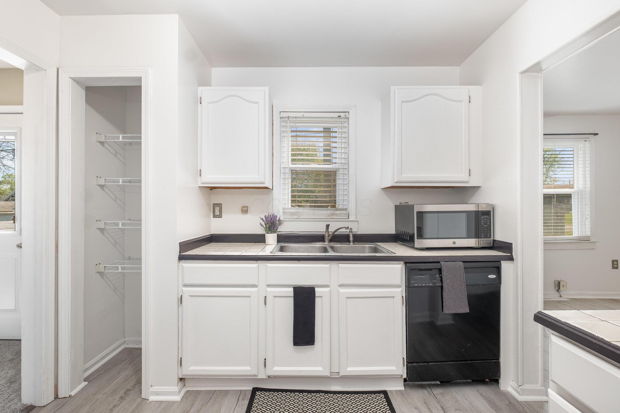 225 Selby Street, Newark, Ohio image 12
