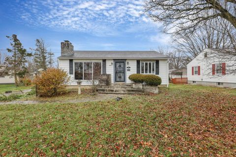 Photo of 219 Peters Avenue, Lancaster, OH 43130 (MLS # 225045410)