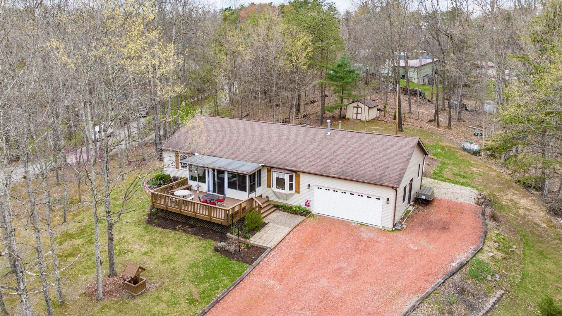 870 Iroquois Court #A, Sugar Grove, Ohio image 3