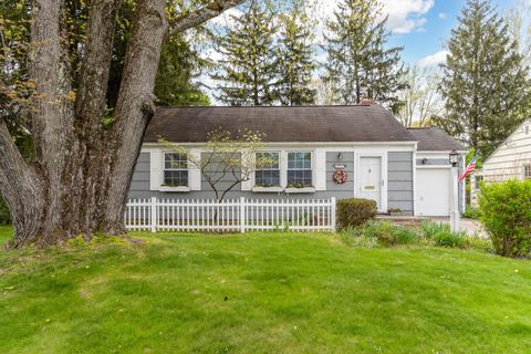 Photo of 511 N Selby Boulevard, Worthington, OH 43085 (MLS # 223011888)