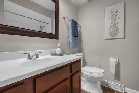 Tiny photo for 1452 Ironwood Drive, Columbus, OH 43229 (MLS # 226005812)