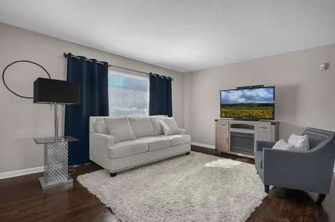 Tiny photo for 1452 Ironwood Drive, Columbus, OH 43229 (MLS # 226005812)