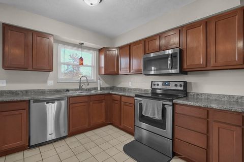 Tiny photo for 1452 Ironwood Drive, Columbus, OH 43229 (MLS # 226005812)