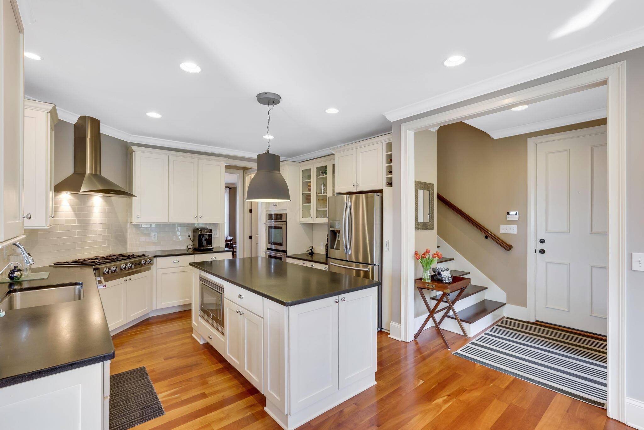 401 Glyn Tawel Drive, Granville, Ohio image 24