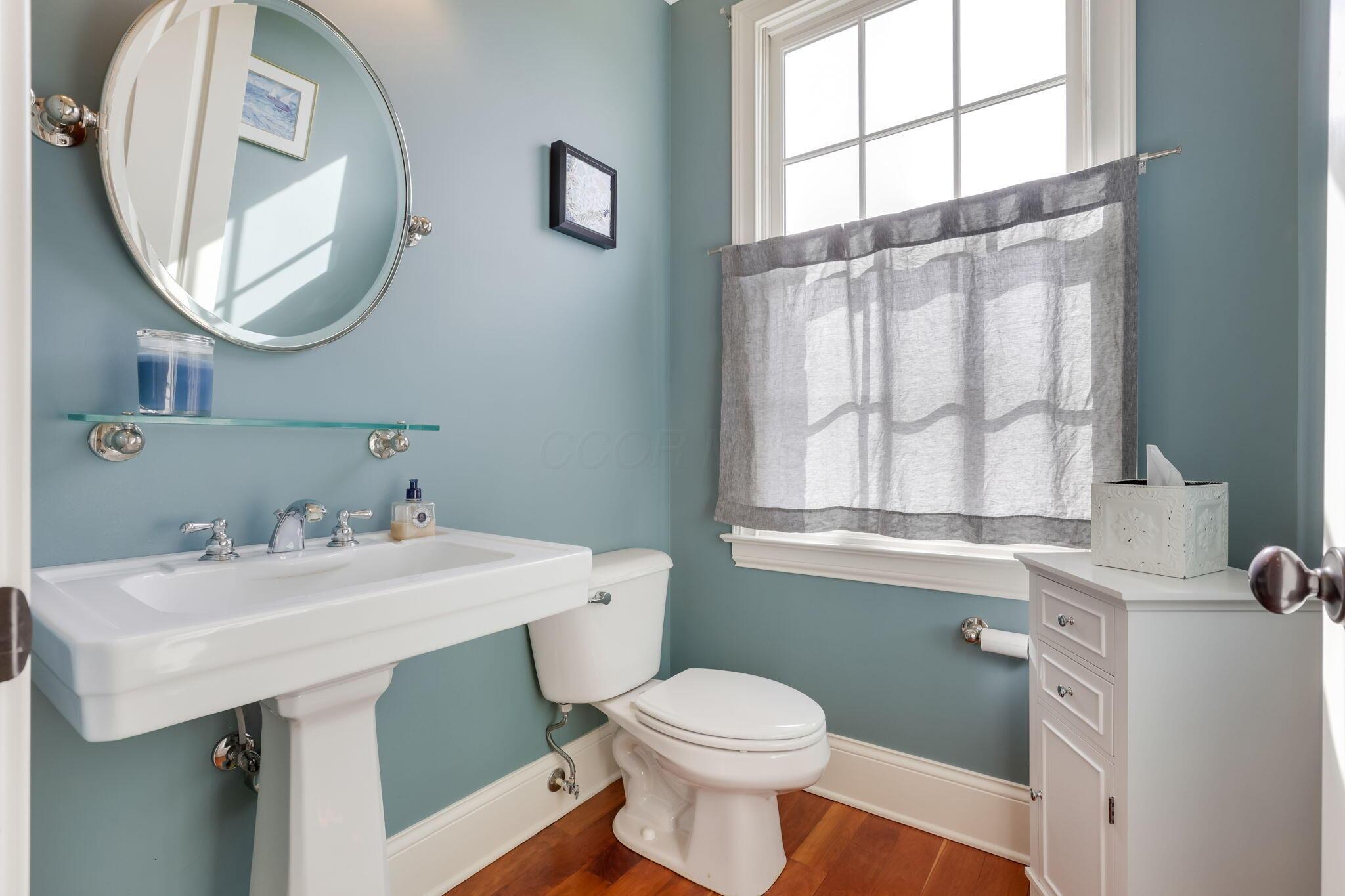 401 Glyn Tawel Drive, Granville, Ohio image 27