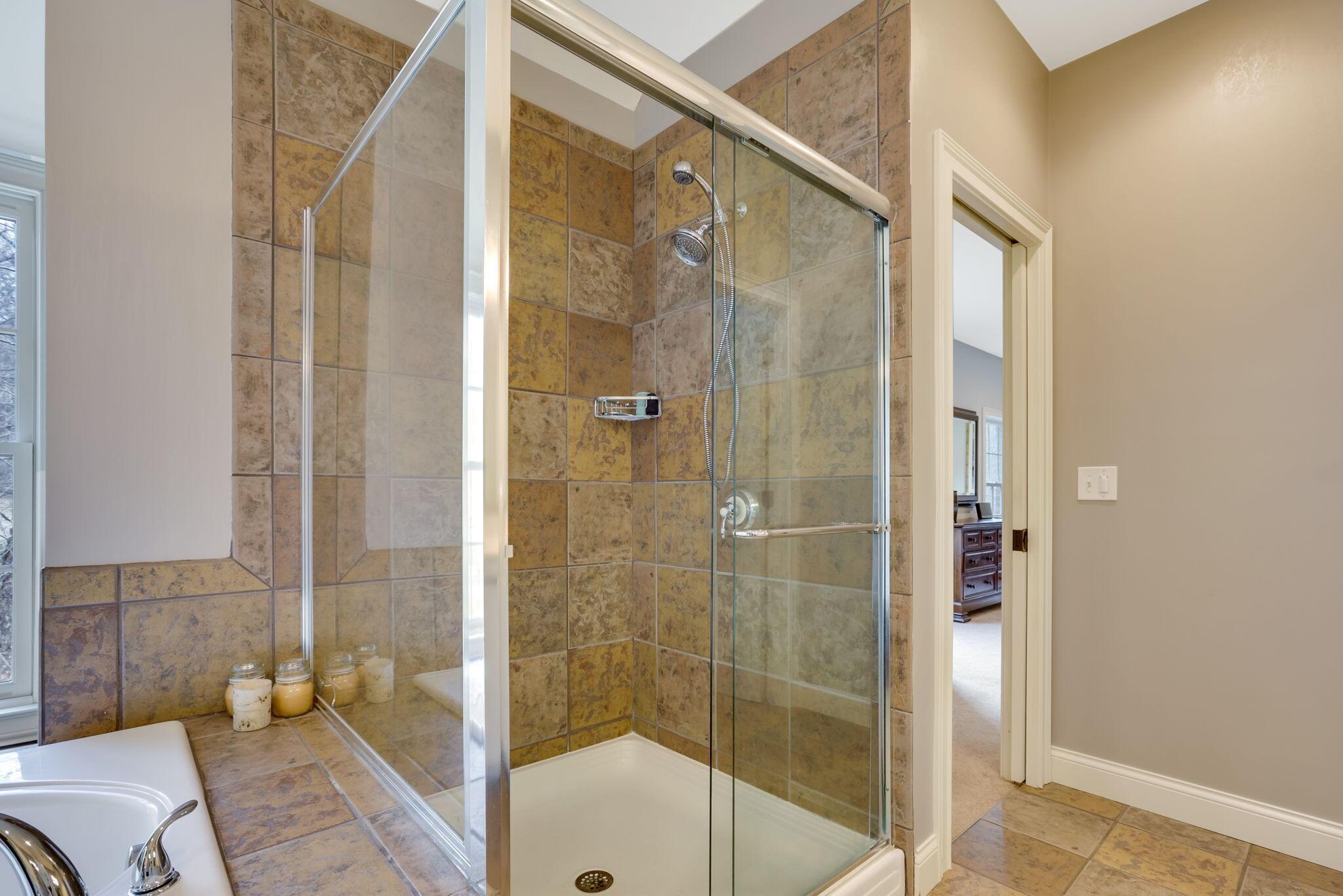 401 Glyn Tawel Drive, Granville, Ohio image 37