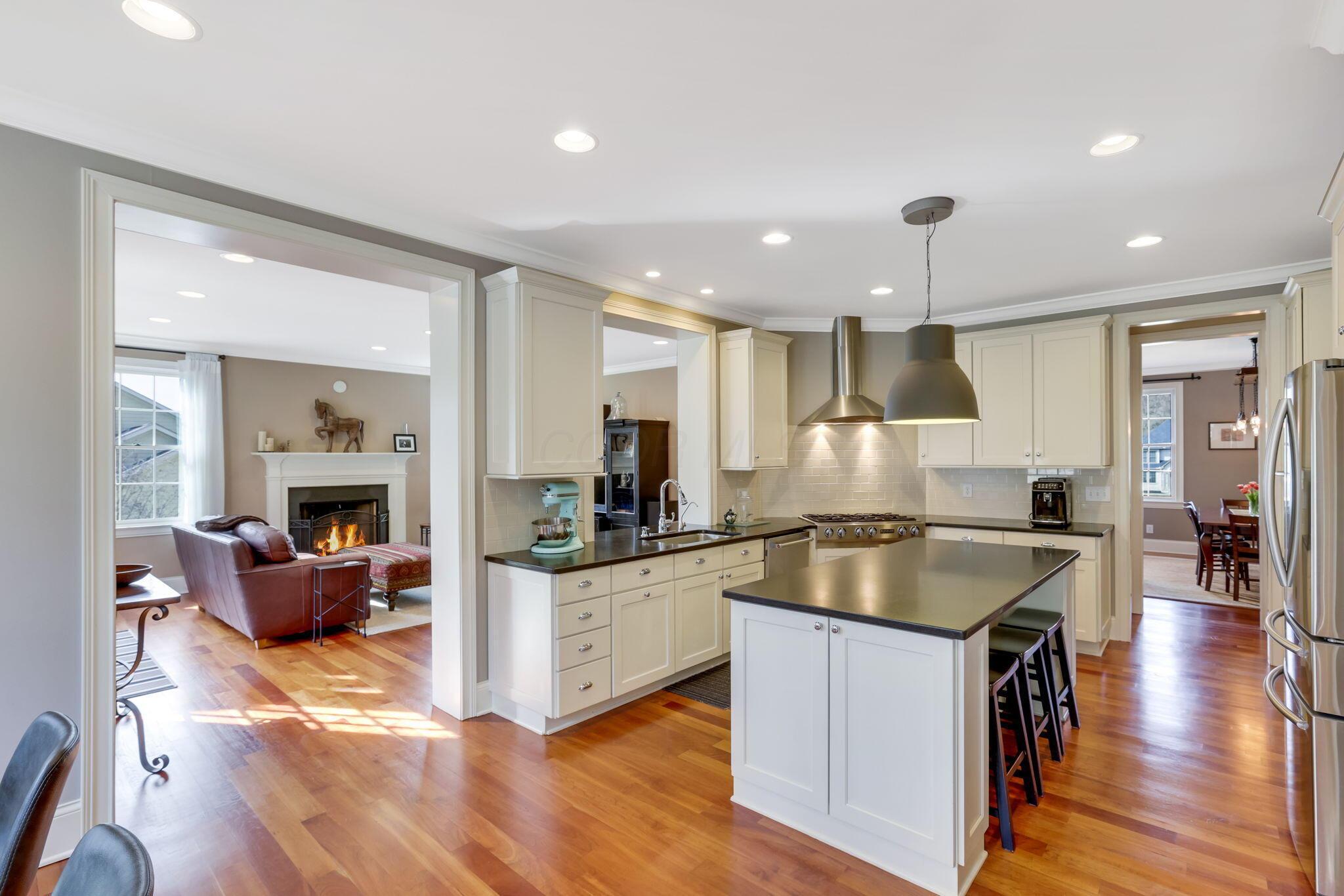 401 Glyn Tawel Drive, Granville, Ohio image 17