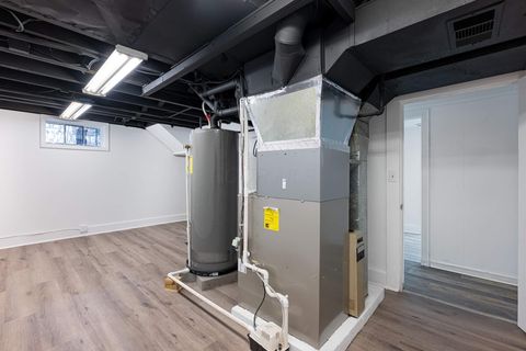 Tiny photo for 419 Bellevue Avenue, Springfield, OH 45503 (MLS # 226000177)