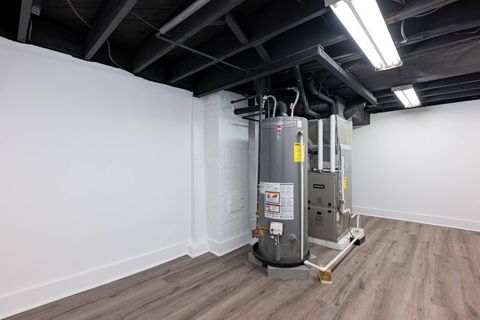 Tiny photo for 419 Bellevue Avenue, Springfield, OH 45503 (MLS # 226000177)