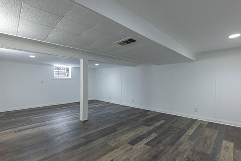 Tiny photo for 419 Bellevue Avenue, Springfield, OH 45503 (MLS # 226000177)