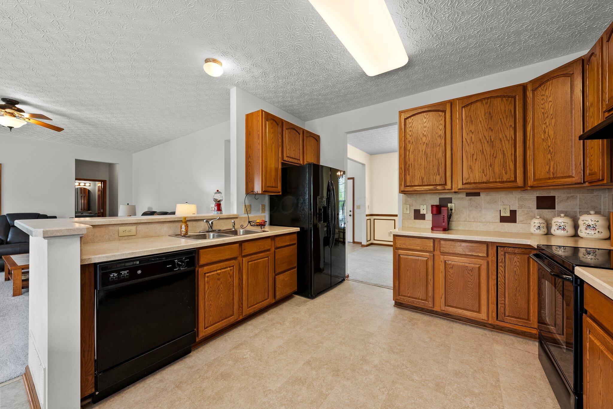 178 Stockard Loop, Delaware, Ohio image 14