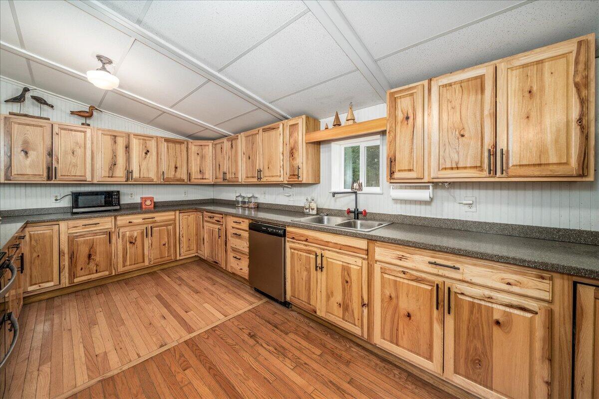 314 Chinook Lane, Sugar Grove, Ohio image 14