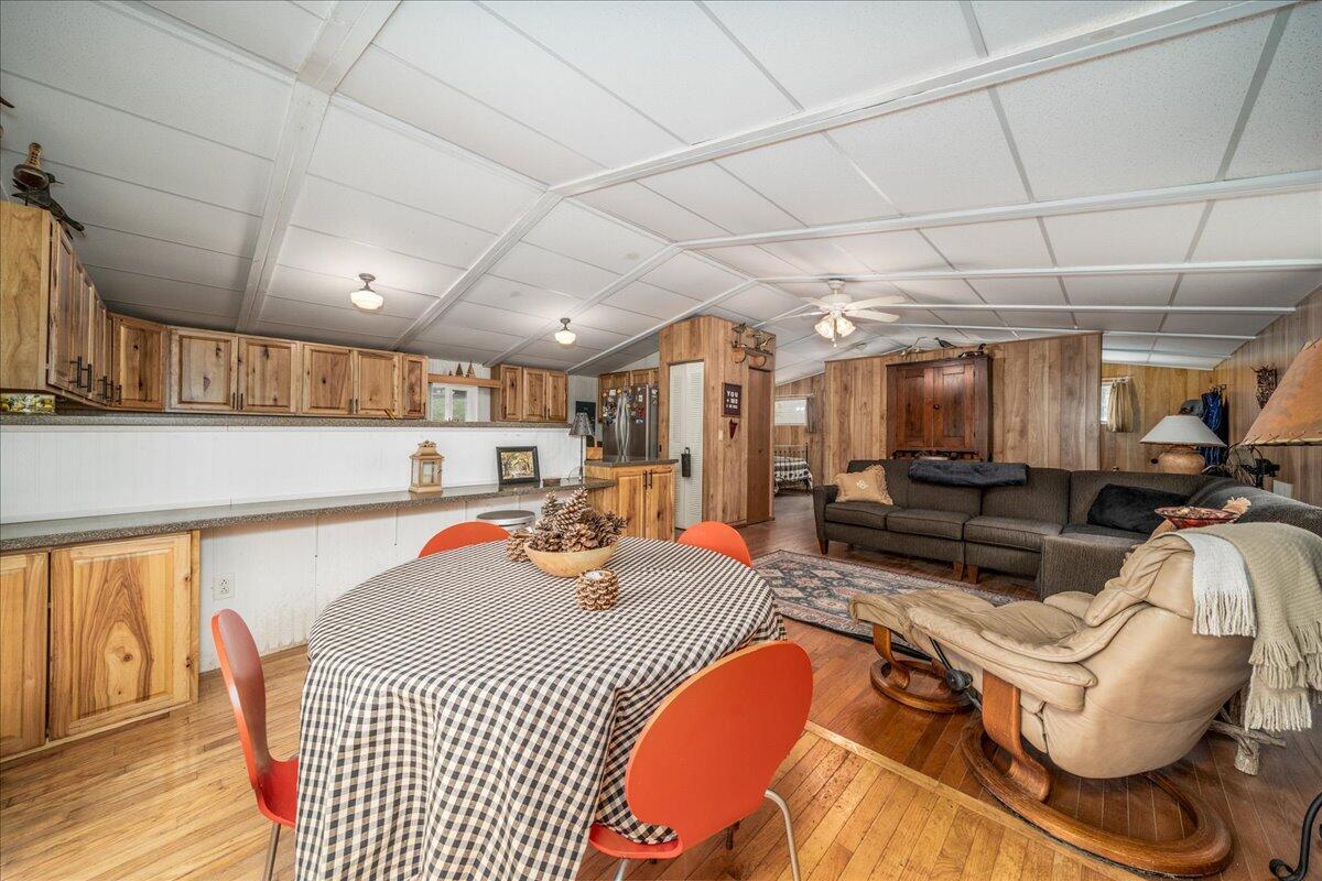 314 Chinook Lane, Sugar Grove, Ohio image 12