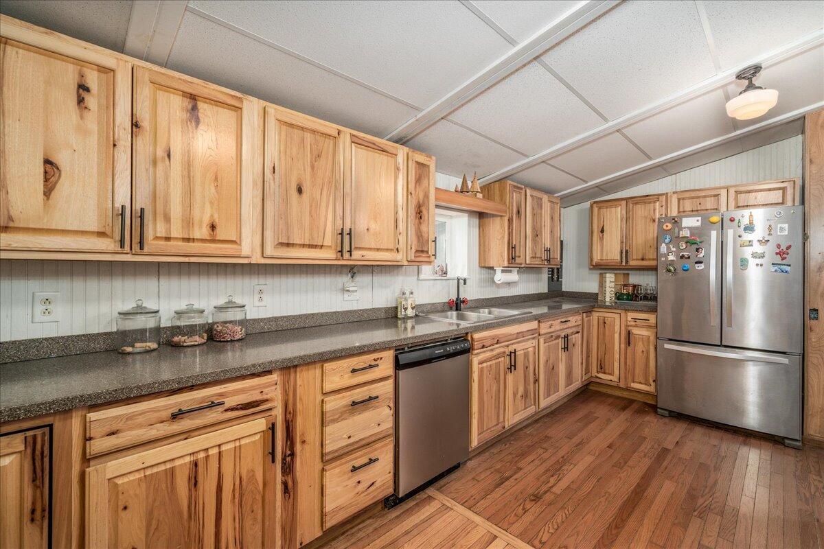 314 Chinook Lane, Sugar Grove, Ohio image 15
