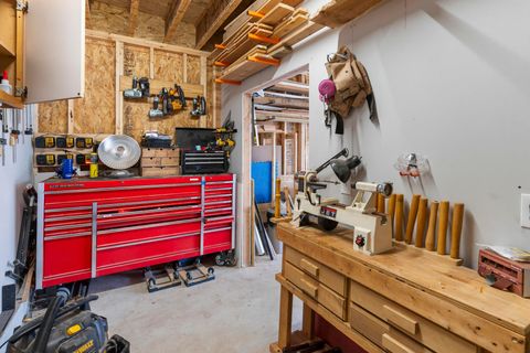 Tiny photo for 4385 Hayden Falls Drive, Columbus, OH 43221 (MLS # 226000685)