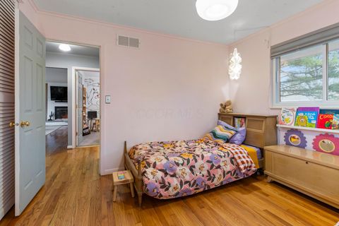 Tiny photo for 4385 Hayden Falls Drive, Columbus, OH 43221 (MLS # 226000685)