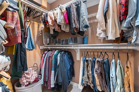 Tiny photo for 4385 Hayden Falls Drive, Columbus, OH 43221 (MLS # 226000685)