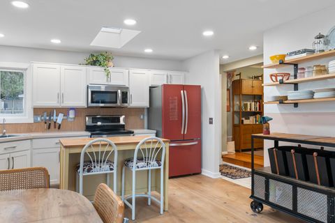 Tiny photo for 4385 Hayden Falls Drive, Columbus, OH 43221 (MLS # 226000685)