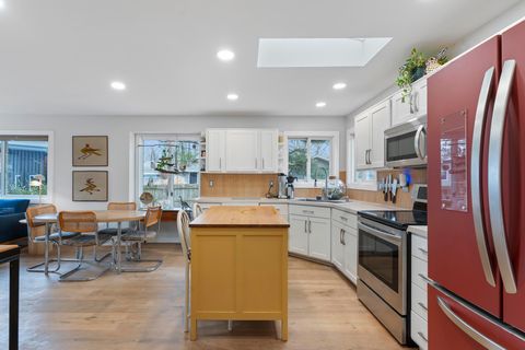 Tiny photo for 4385 Hayden Falls Drive, Columbus, OH 43221 (MLS # 226000685)