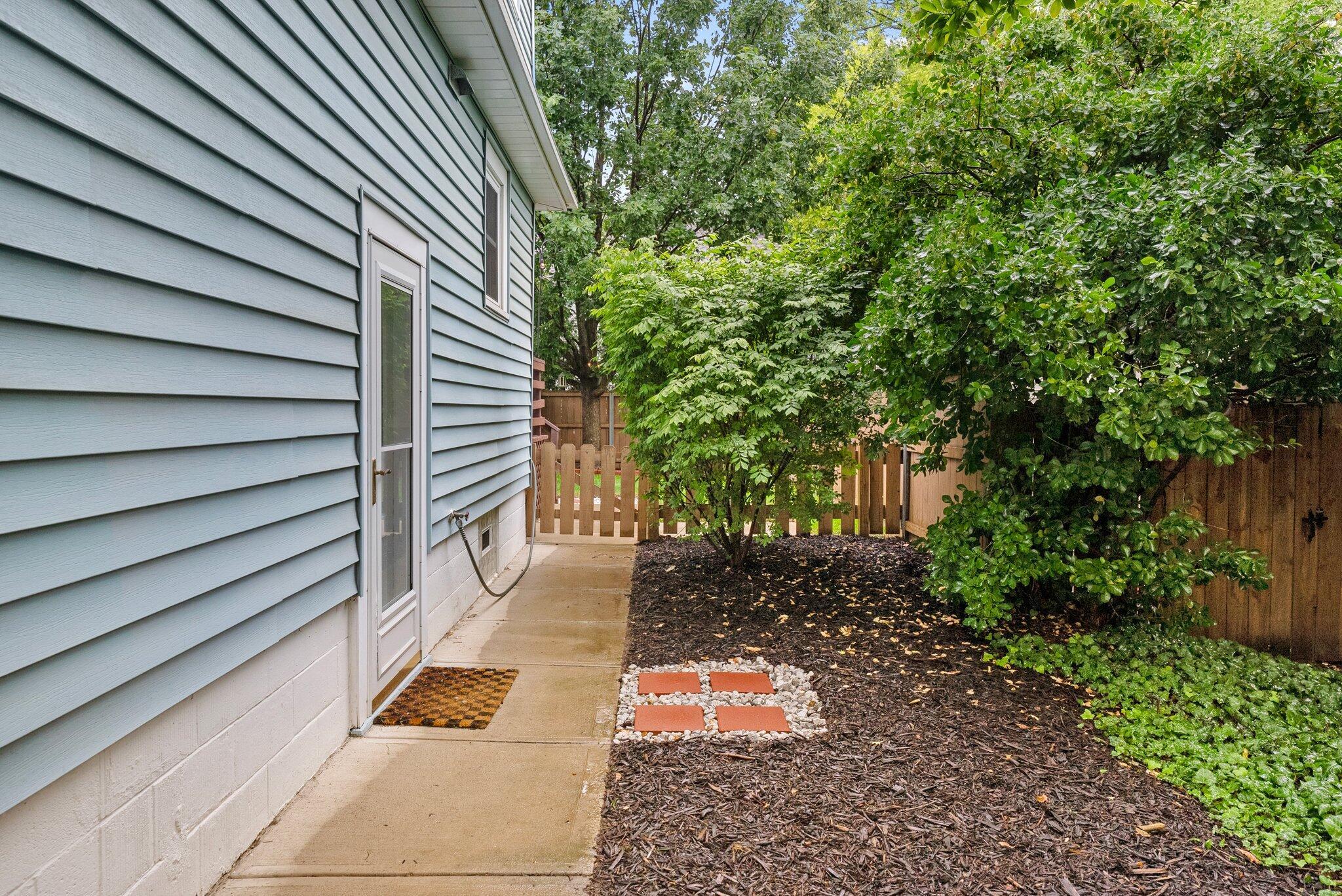 1056 W 2nd Avenue, Columbus, Ohio image 33