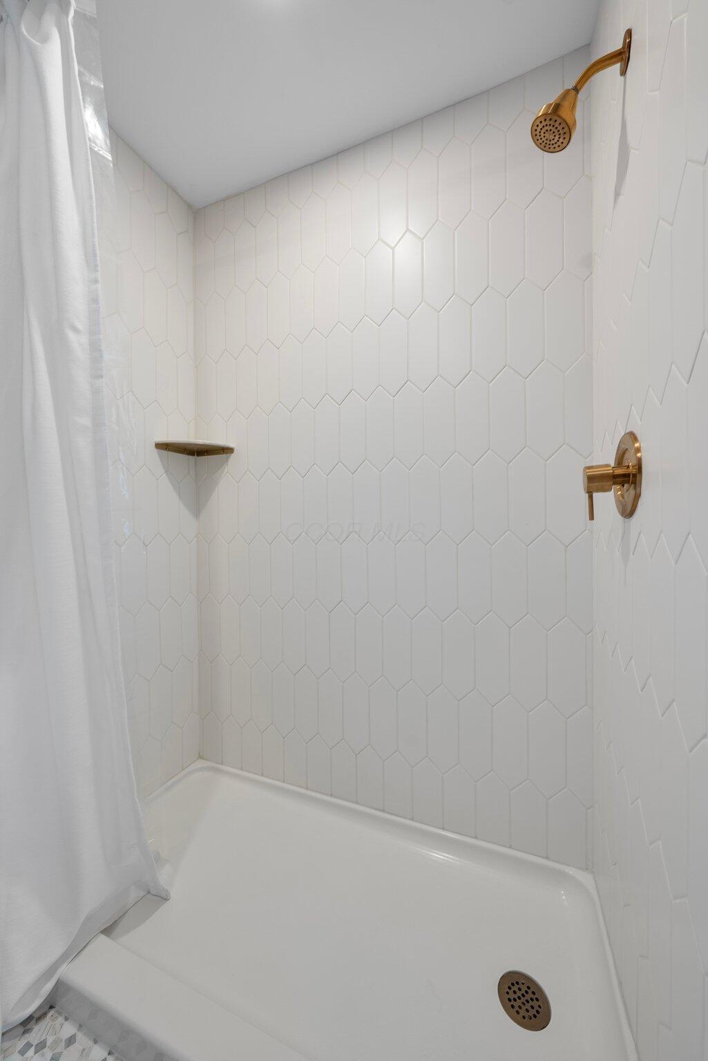 1056 W 2nd Avenue, Columbus, Ohio image 11